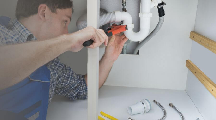Professional same day plumber in Bishop Hill, IL